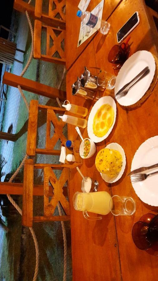 Algas Marinhas Restaurante E Pousada Jandaira Kültér fotó
